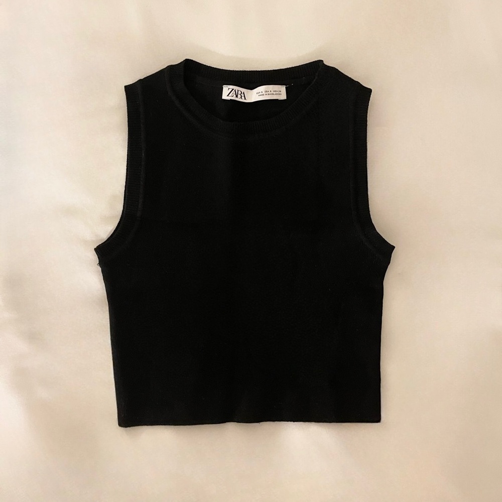 ZARA CROPPED KNIT TOP